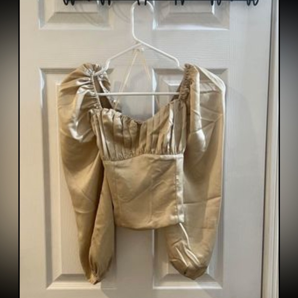 Abercrombie Shirt Gold NWT
